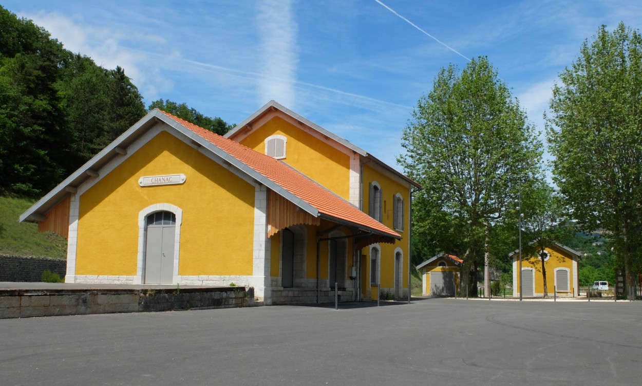 Soirée familiale de jeux de société par le FOYER RURAL de CHANAC