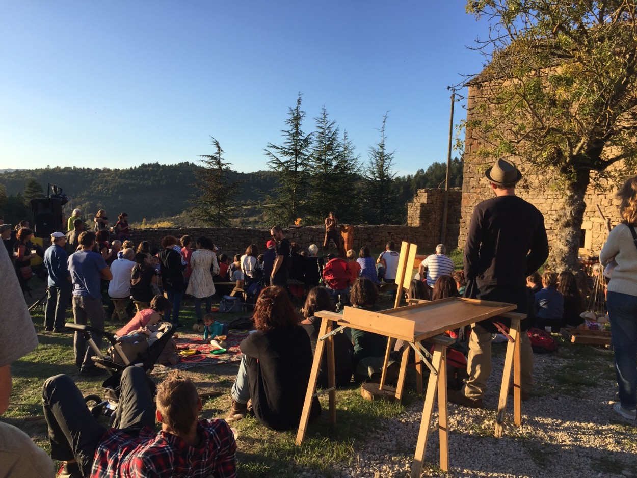 Soirée familiale de jeux de société par le FOYER RURAL de CHANAC