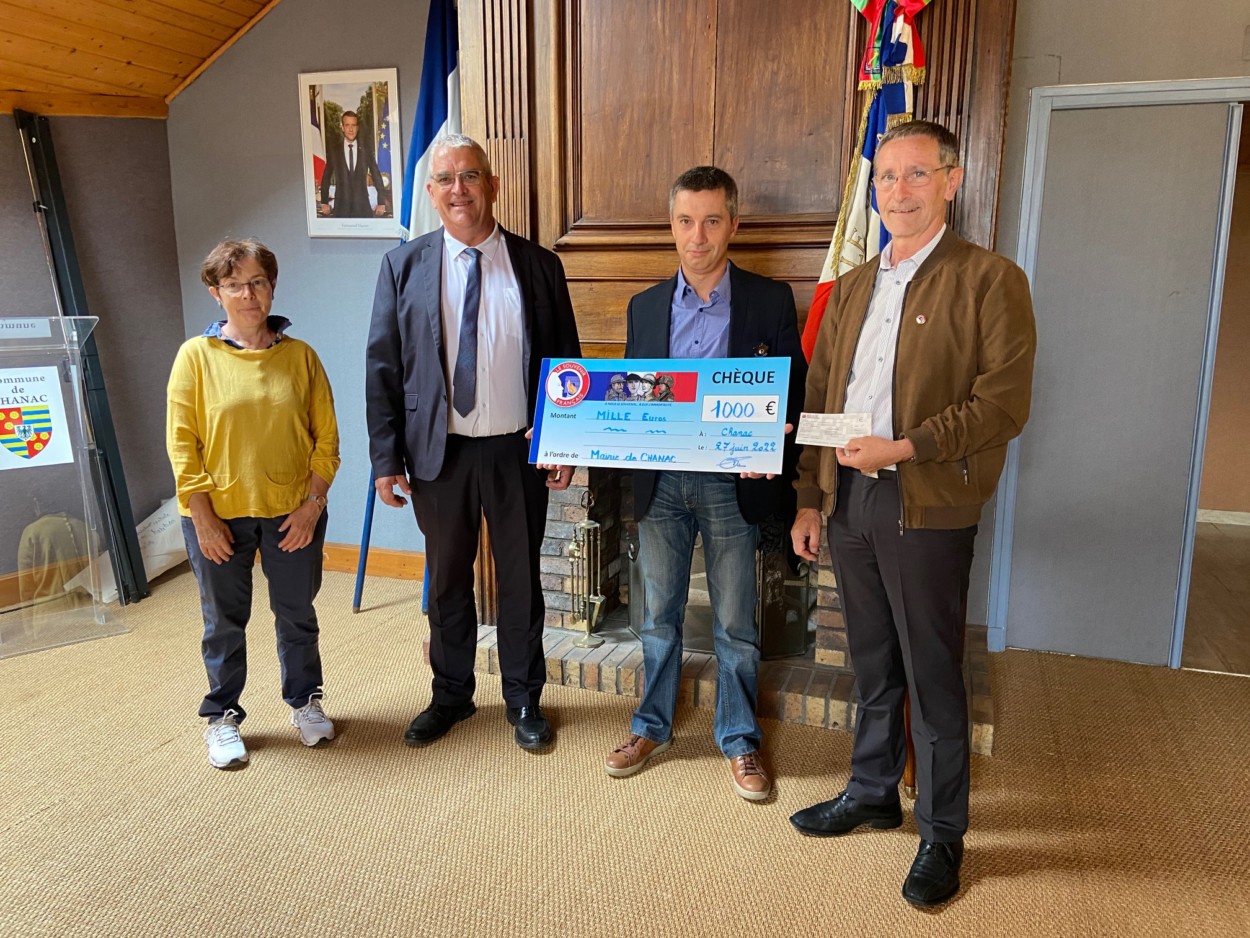 La piscine municipale de Chanac OUVRE le 30 mai : gratuite en juin pour le public !